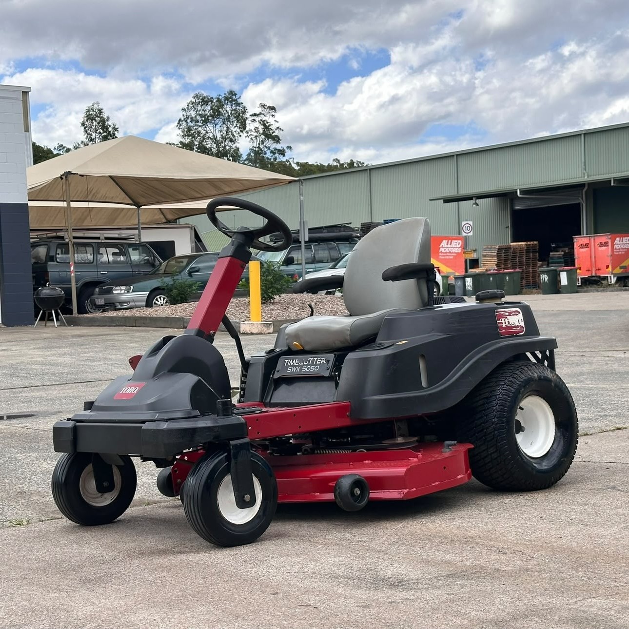 2016 Toro TimeCutter SWX5050 50″ Zero Turn Mower | 381 Hours (1) 2016 Toro TimeCutter SWX5050 50″ Zero Turn Mower - photo 1