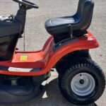 2018 Husqvarna TS138 38″ Ride On Mower - photo 5